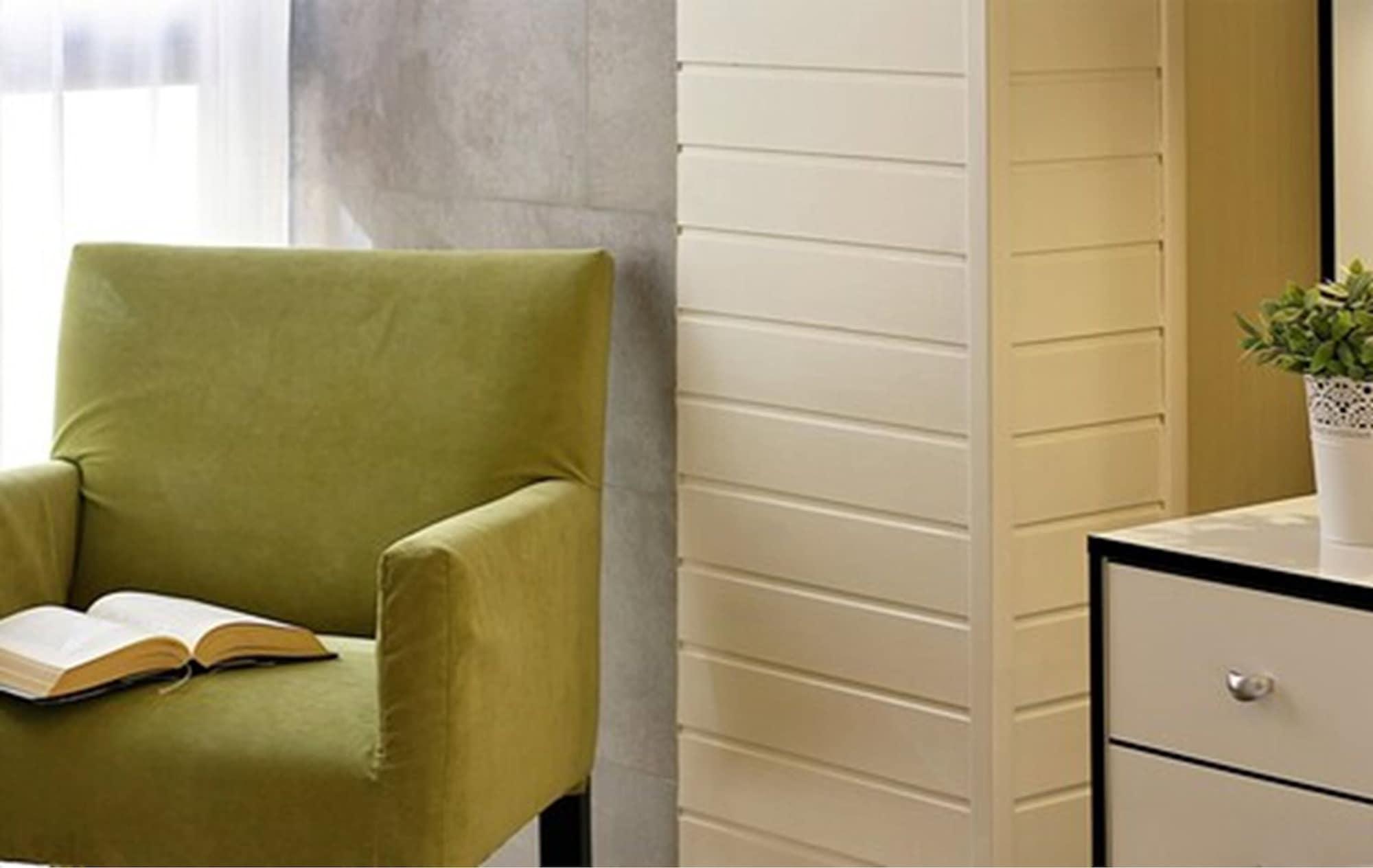 Apartamentos Suites Oficentro Deluxe Malaga Ngoại thất bức ảnh