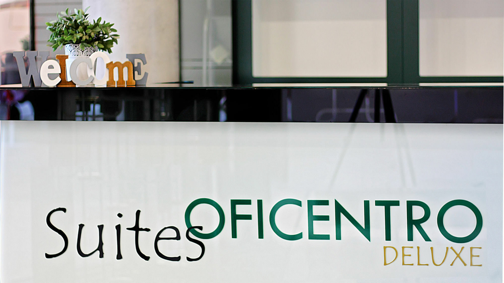 Apartamentos Suites Oficentro Deluxe Malaga Ngoại thất bức ảnh